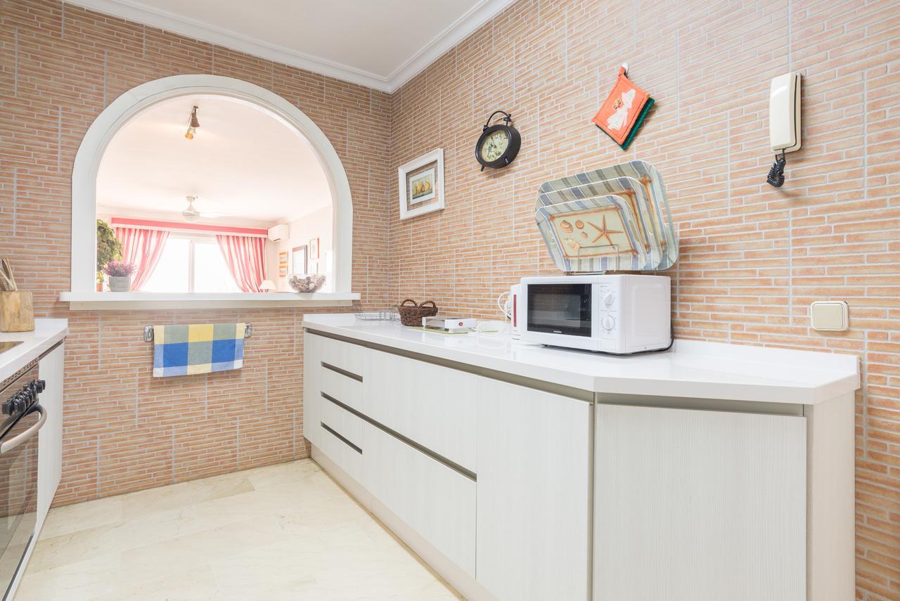 Malagasuite Palm Beach Фуeнхирола Екстериор снимка