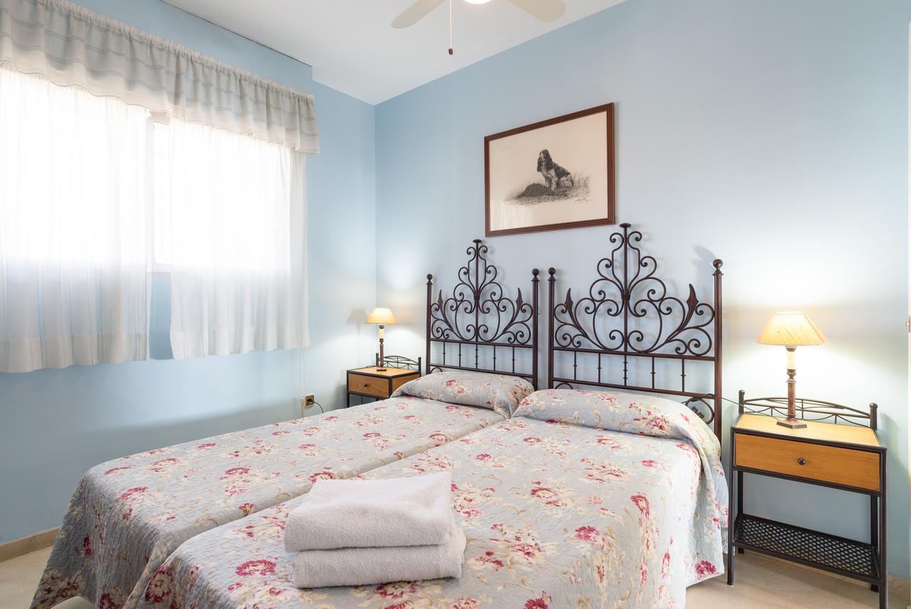 Malagasuite Palm Beach Фуeнхирола Екстериор снимка