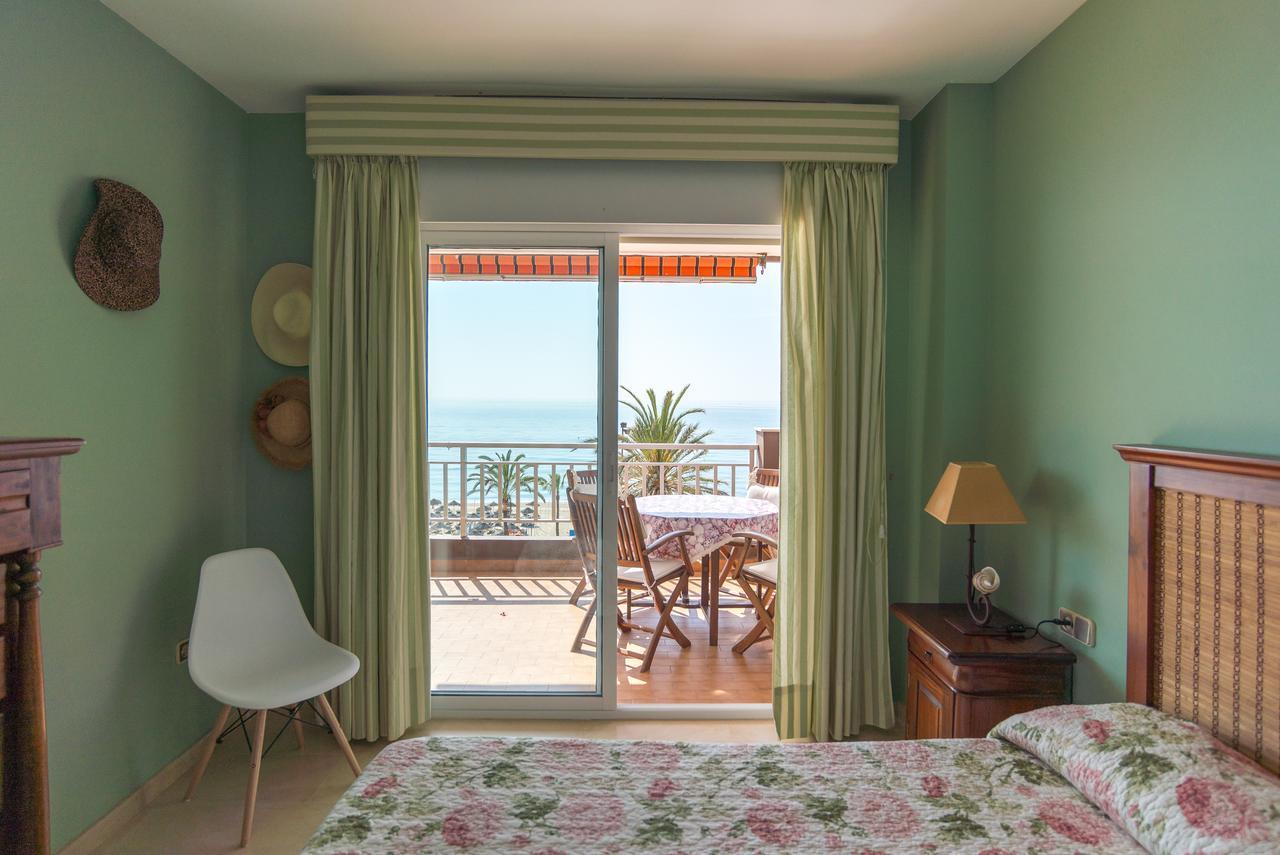 Malagasuite Palm Beach Фуeнхирола Екстериор снимка