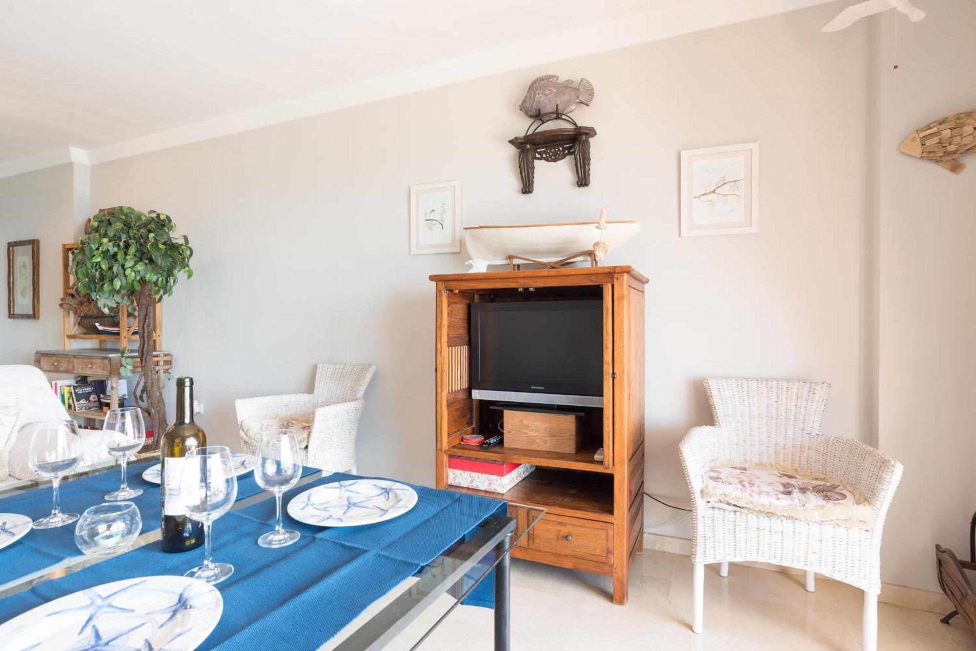 Malagasuite Palm Beach Фуeнхирола Екстериор снимка
