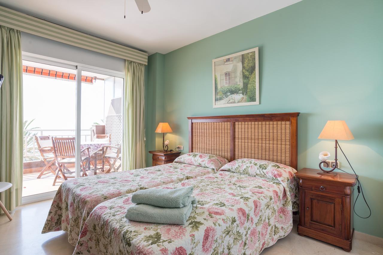 Malagasuite Palm Beach Фуeнхирола Екстериор снимка