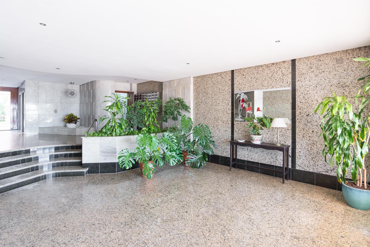 Malagasuite Palm Beach Фуeнхирола Екстериор снимка