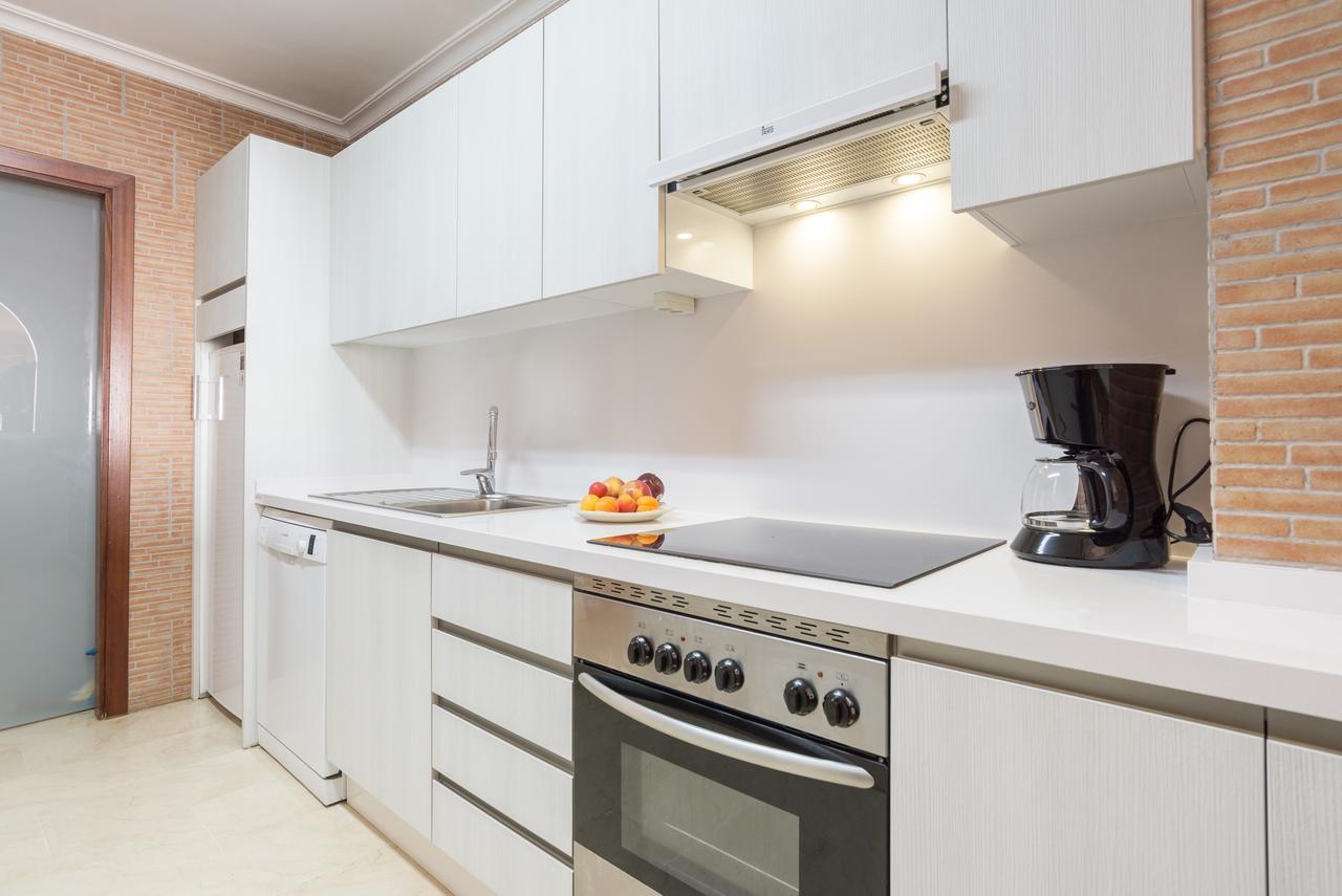 Malagasuite Palm Beach Фуeнхирола Екстериор снимка